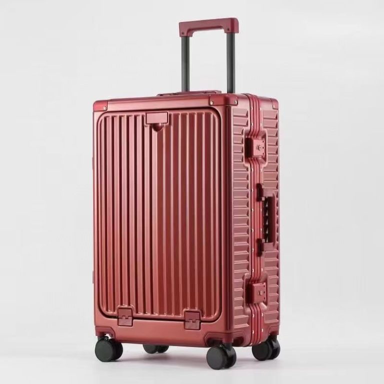 Luggage Dreams Delivered: Direct from Supplier to Your Adventures