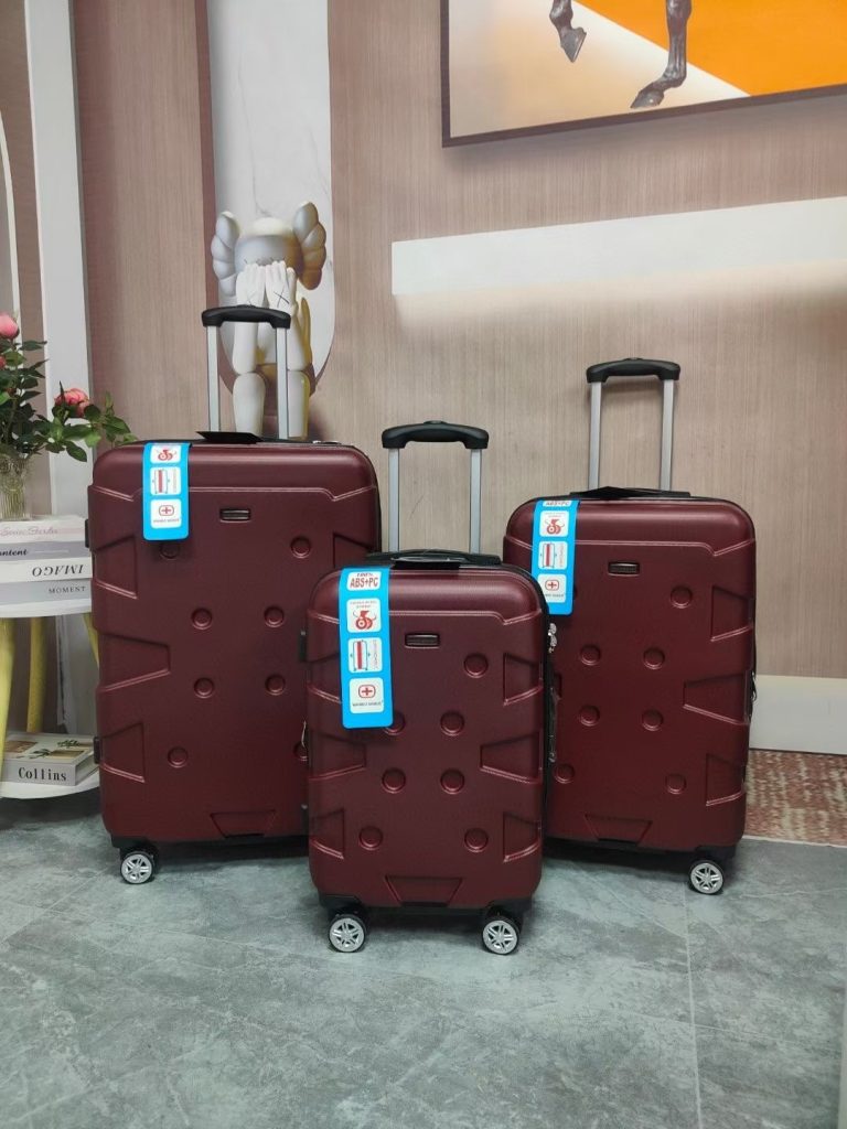 The Wholesale Advantage: Customization Options for Your Luggage Needs