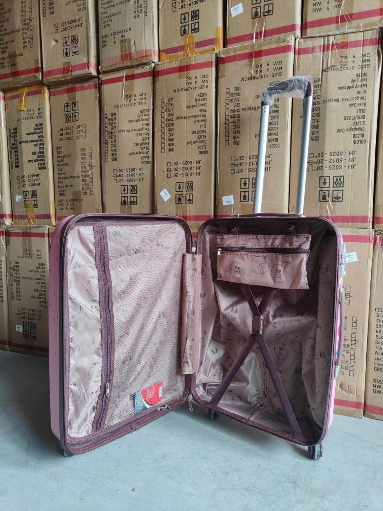 Premium Luggage: Trusted Luggage Supplier Direct from the Factory!