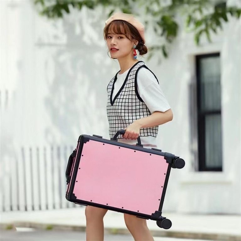 Suitcase Manufacturer: The Perfect Blend of Quality and Design