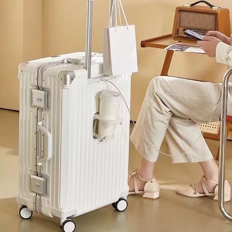 Manufacturer-Selected Suitcases: The Perfect Choice of Taste and Utility