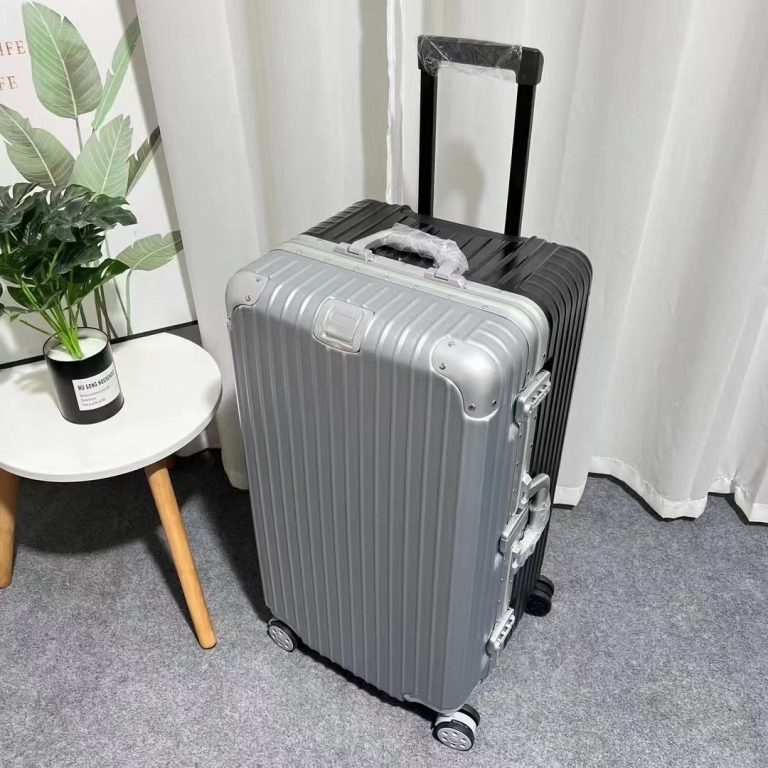 Customized Luggage: Create a Unique Travel Style, Choose a Trusted Supplier!
