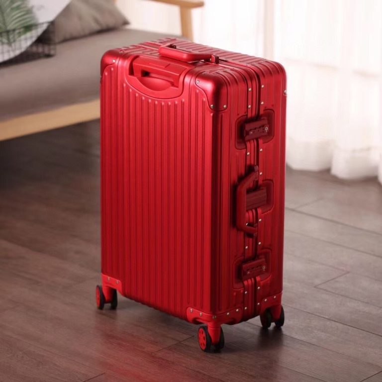 Crafting the Perfect Suitcase: Trust a Premier Supplier!